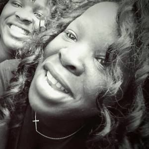 Meet your Posher, Cassandra